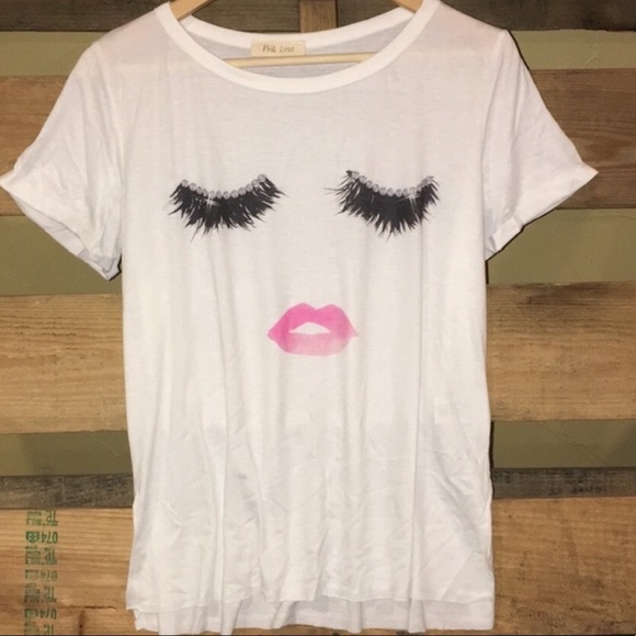 Eyelash Graphic Tee - Picture 2 of 5